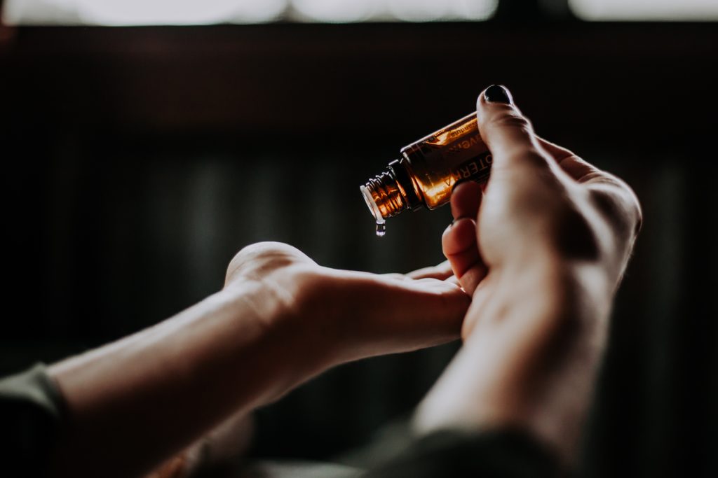 The benefits of squalane oil for maturing skin The benefits of squalane oil for maturing skin